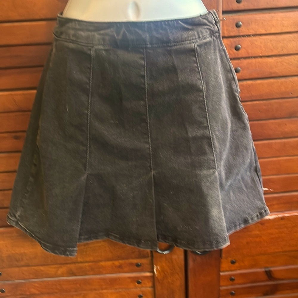 NWT jr. high rise tennis skirt